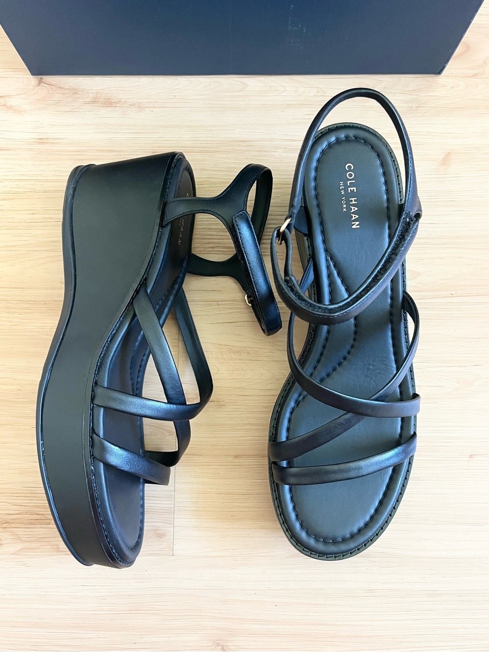 Cole Haan Women's Grand Ambition Azzura Strappy Wedge Sandal 10.5 US #W36339